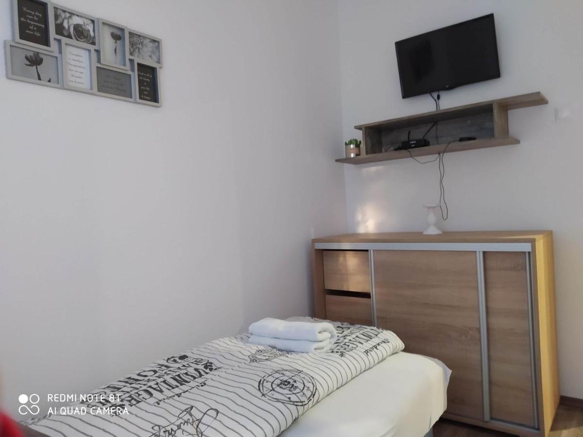 Evelyn Apartman Hajdúszoboszló Екстериор снимка